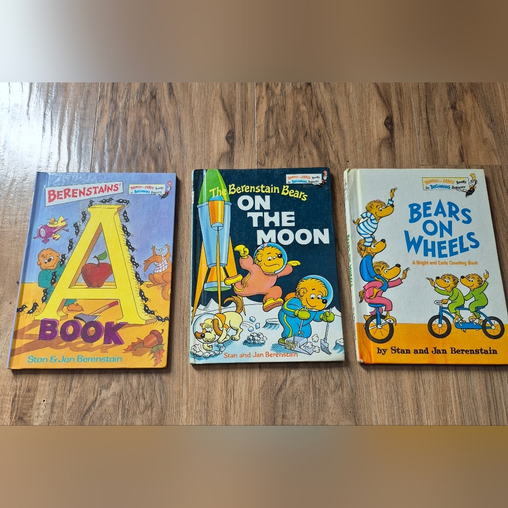 3 Vintage Berenstein Bear Books